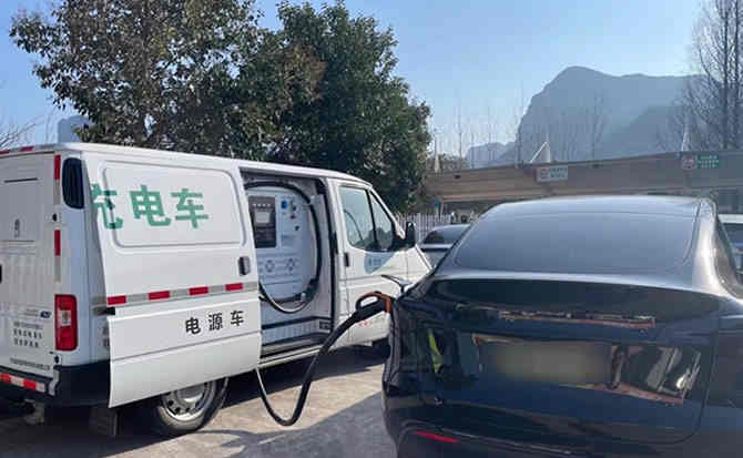 镇宁汽车搭电
